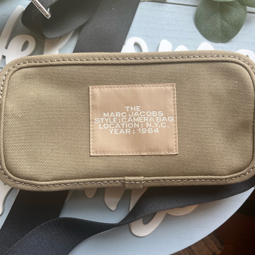 Marc Jacobs Tan Belt Bag - Picture 2 of 2